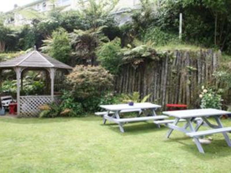Yha Sunflower Lodge New Plymouth Exterior foto