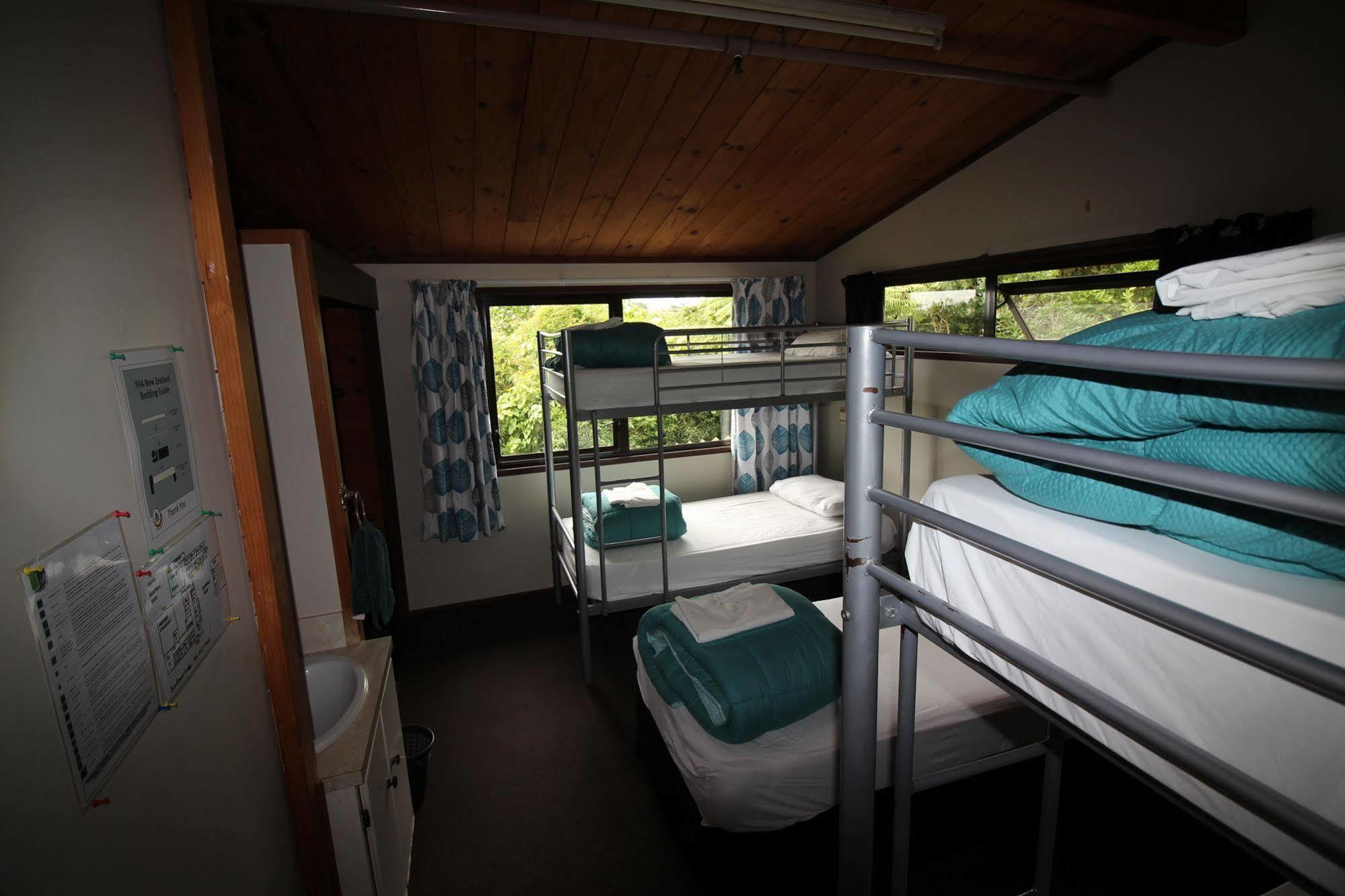 Yha Sunflower Lodge New Plymouth Exterior foto