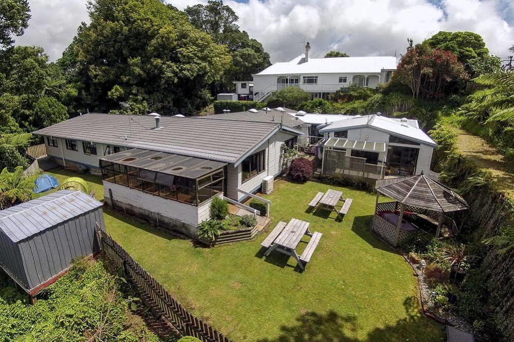 Yha Sunflower Lodge New Plymouth Exterior foto