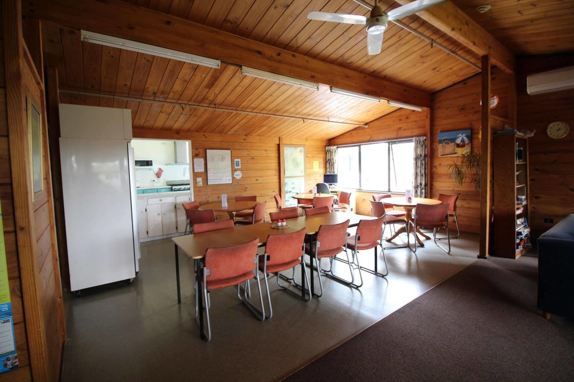 Yha Sunflower Lodge New Plymouth Exterior foto